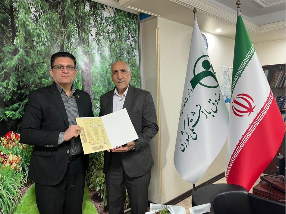 تقدیر مدیر صندوق بازنشستگی کشوری استان خوزستان از جانباز و رزمنده هشت سال دفاع مقدس