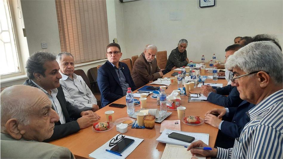 بررسی مسائل صنفی، درمانی و مطالبات بازنشستگان کشوری در نشست هم‌اندیشی کانون‌های بازنشستگی خوزستان