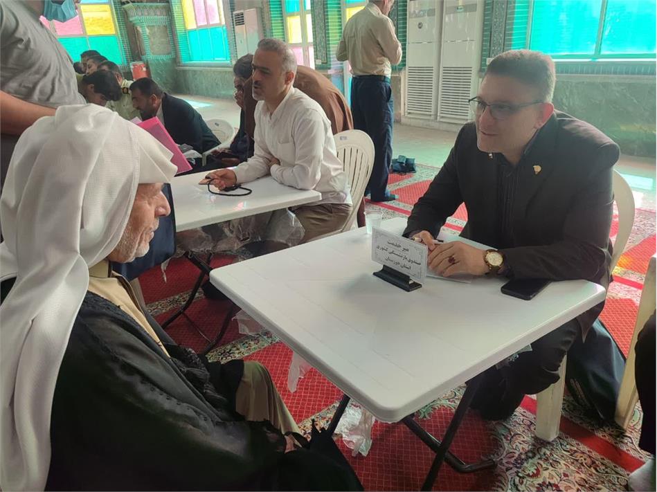 حضور مدیر صندوق بازنشستگی خوزستان در میز خدمت نماز جمعه اهواز